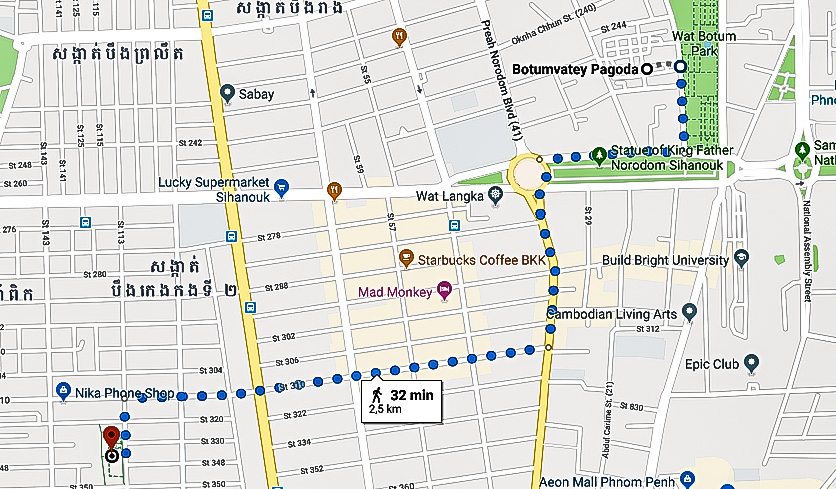 Tragitto da  Monumento dell'amicizia tra Cambogia e Vietnam a  Museo del genocidio Tuol Sleng 