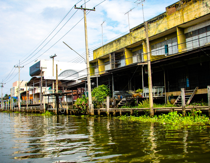 Giro per i canali di Bangkok