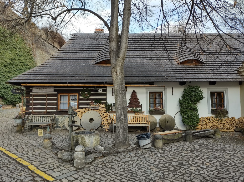 At the Crayfish - Nuovo Mondo - Praga - Consigliviaggiasia.blog