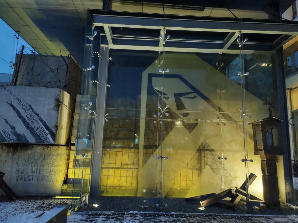 Vilnius_Memoriale del 13 gennaio del Seimas della Repubblica di Lituania